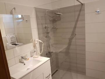 Фото номера Дом для отпуска Дома для отпуска Casa Bunicilor г. Colonia Şase Martie 10